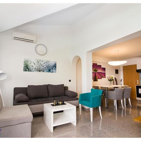 Apartments Wave Razanj Exterior photo